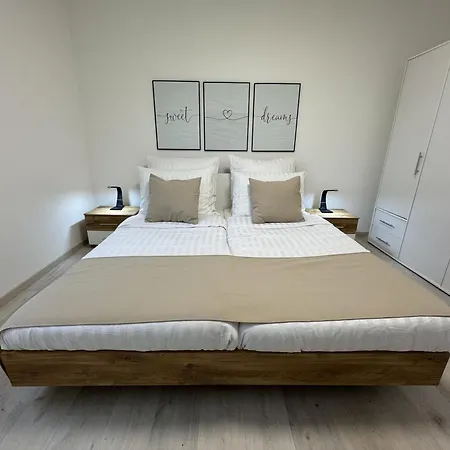 Neue Fuer 5 Kueche Terrasse *