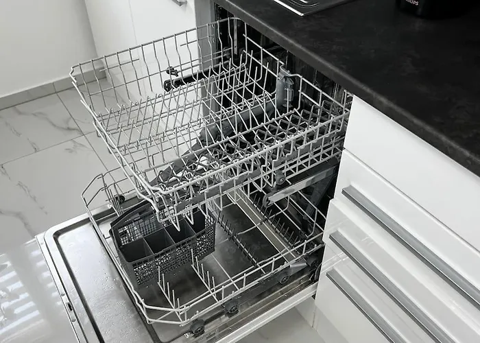 דירה Neue Fuer 5 Kueche Terrasse וויטליך